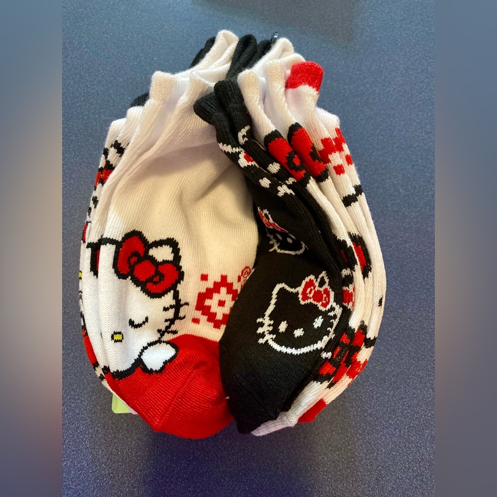 Hello kitty socks
